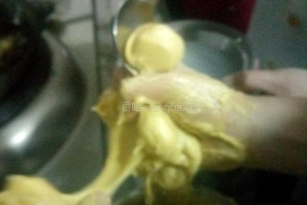 雪花凤凰球的做法图解3