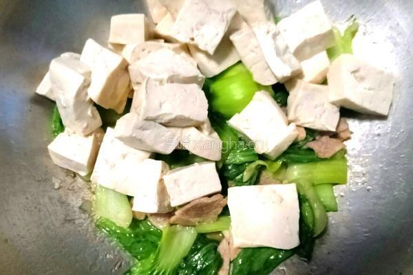 油菜豆腐炒肉的做法图解8