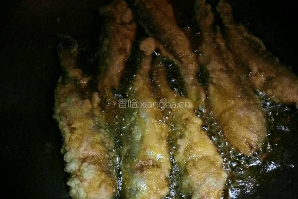 香酥梅童鱼的做法图解3