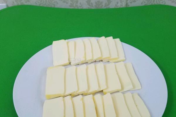 黄油曲奇饼干的做法图解1