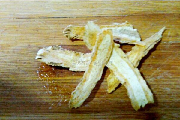 黄芪羊肉胡萝卜汤的做法图解4