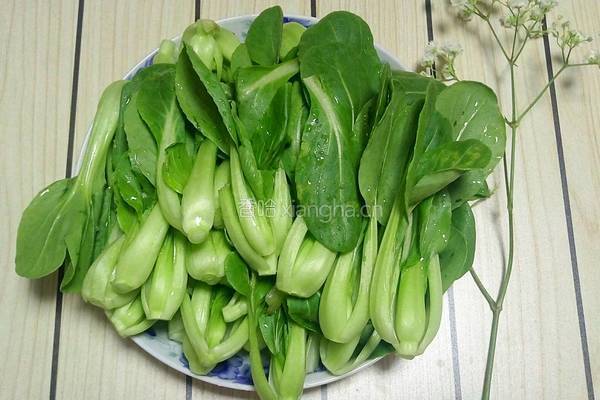 爆炒青菜拼盘的做法图解1