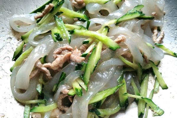 炒黄瓜拉皮的做法图解9