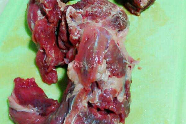 瓦罐炖牛肉的做法图解2