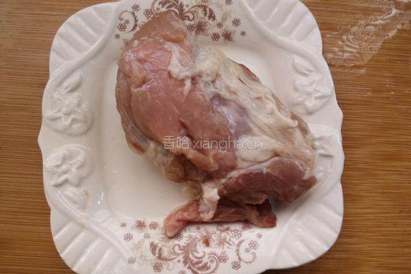 肉丝蘑菇的做法图解1