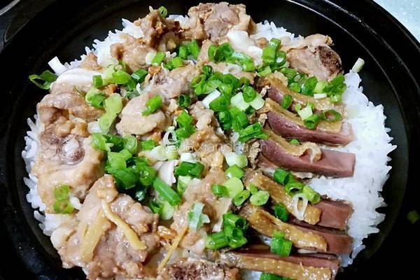 广式煲仔饭