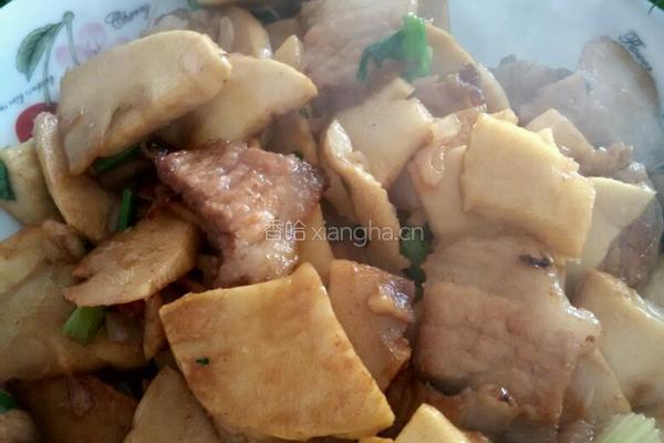 花肉炒竹笋的做法图解7