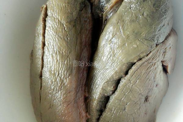 干煸辣肺丝的做法图解1