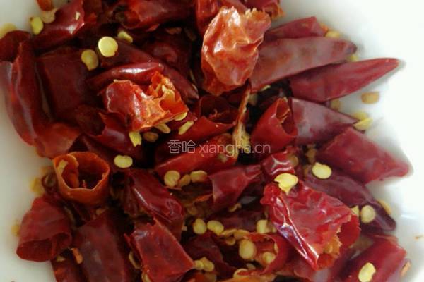 干煸辣肺丝的做法图解2