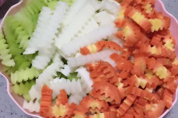 爽口泡菜的做法图解2