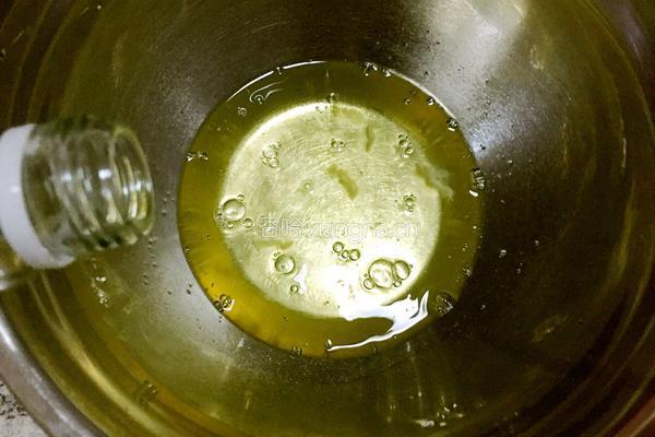 拉花戚风蛋糕（八寸）的做法图解6