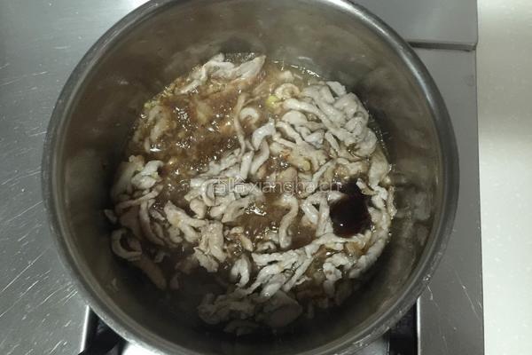 肉丝炝香芹的做法图解3
