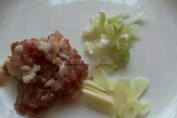 肉沫茄子的做法图解1
