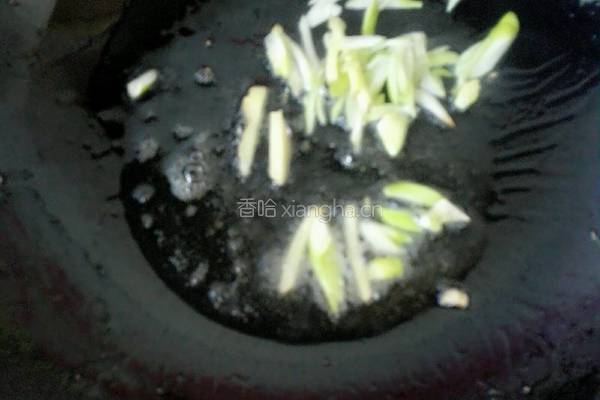 蒜黄炒鸡蛋的做法图解4
