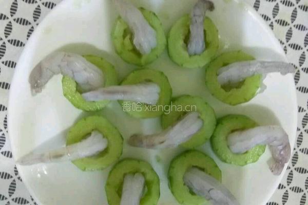 翡翠虾仁的做法图解2
