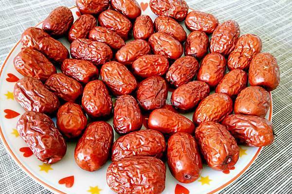 蒸糯米枣的做法图解1