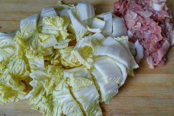 瘦肉炒娃娃菜的做法图解3