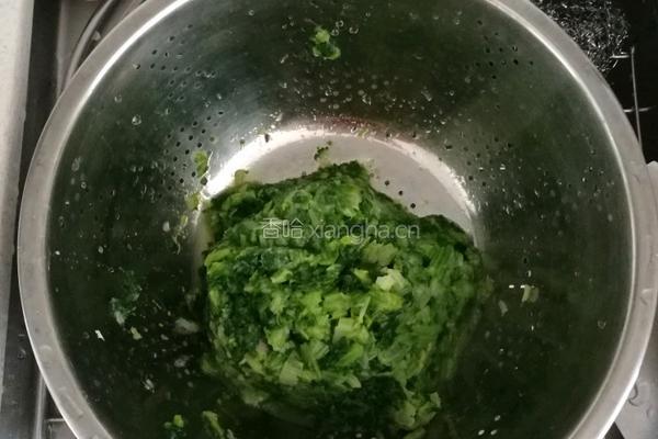 划小白菜的做法图解2