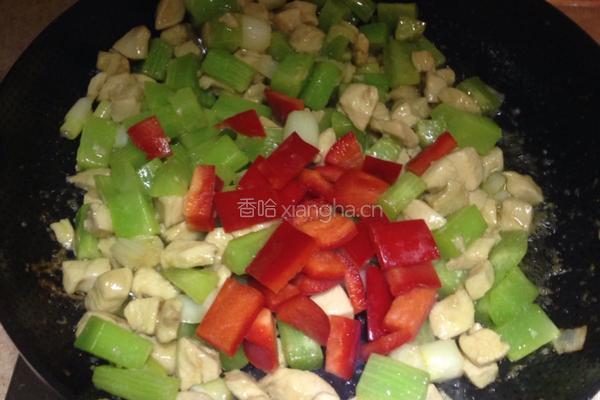 青笋鸡肉丁的做法图解6