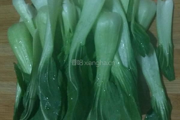 肉片炒油菜的做法图解2