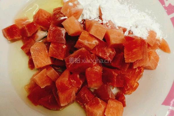 猪肉土豆丁的做法图解2