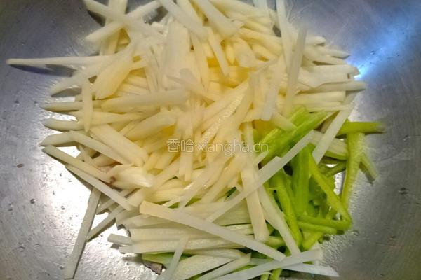 土豆尖椒炒肉的做法图解5