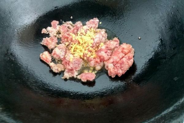 肉末小白菜的做法图解3