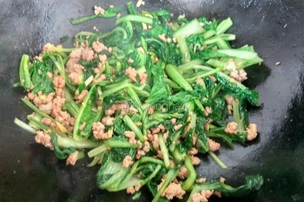 肉末小白菜的做法图解4