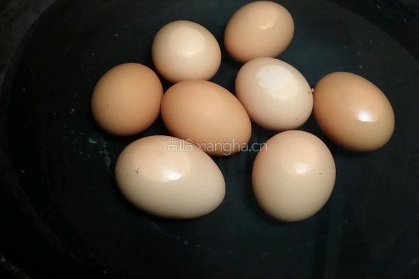 卤蛋的做法图解1
