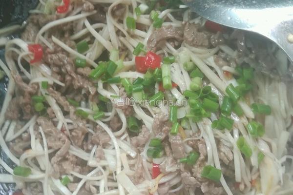 芋头丝炒牛肉的做法图解10