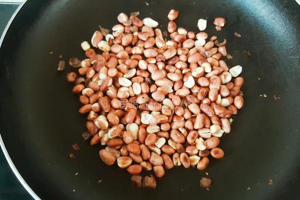 花生碎的做法图解4