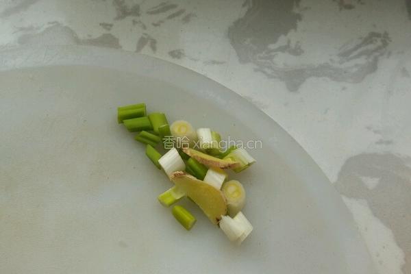 肉丝烧茄子的做法图解2