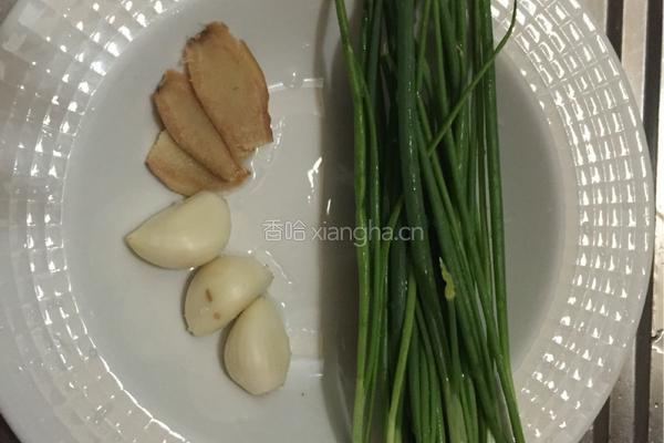 家常油葱鱼的做法图解2
