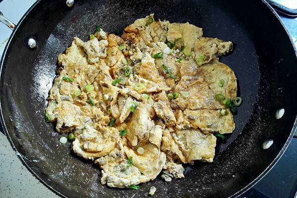 香椿头炒鸡蛋的做法图解5