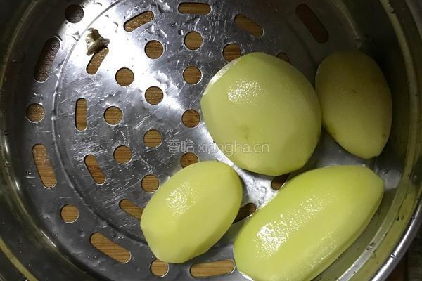 葱香土豆丝的做法图解1
