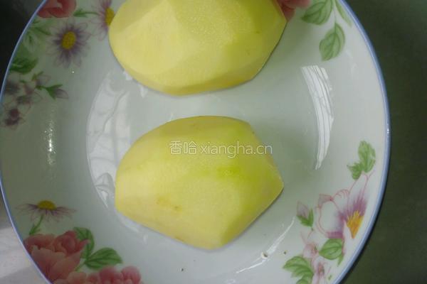 酱烧土豆片的做法图解1
