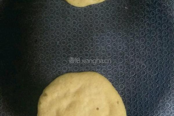 香蕉玉米面饼的做法图解6