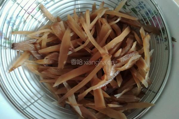 咸菜煎鸡蛋的做法图解2