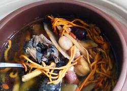虫草花乌鸡汤