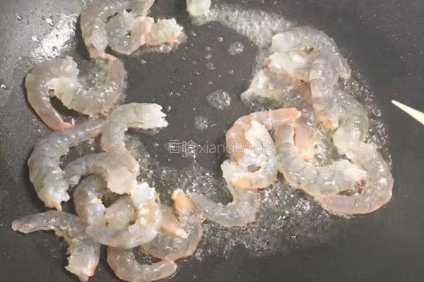 菠萝炒饭的做法图解5