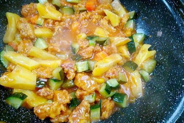 菠萝咕噜肉的做法图解24