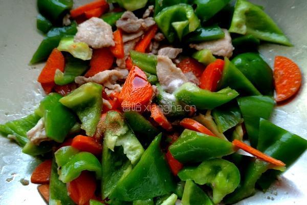 青椒炒肉的做法图解6