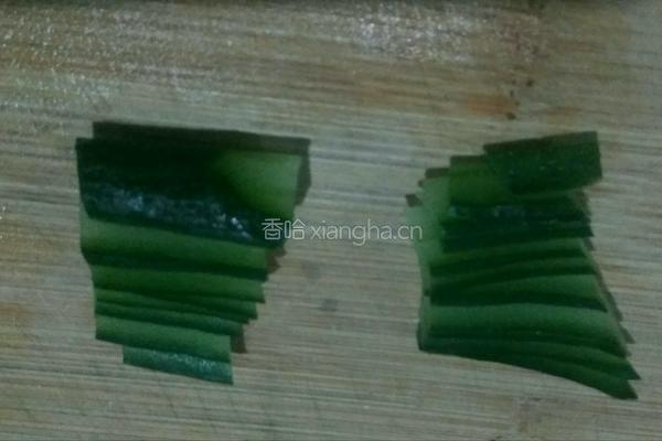黄瓜鱼的做法图解4