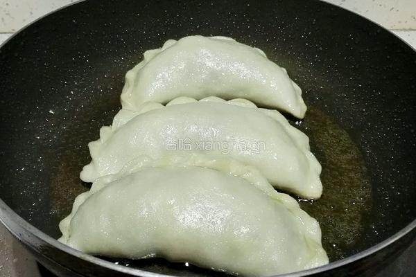 韭菜盒子的做法图解15