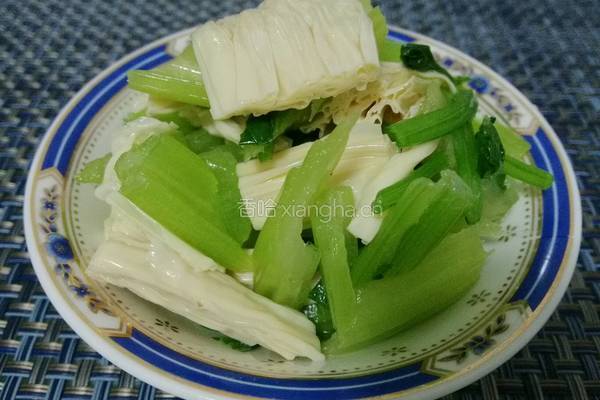 腐竹拌芹菜的做法图解8