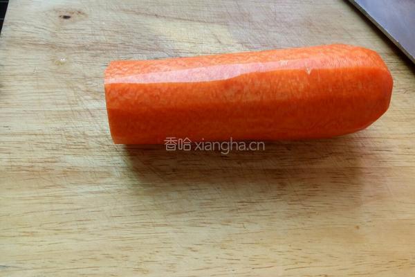 胡萝卜苹果汁的做法图解1