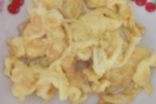 菠菜炒鸡蛋的做法图解3