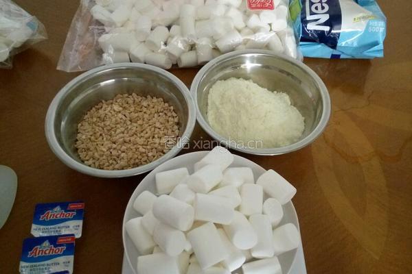 棉花版牛扎糖的做法图解1