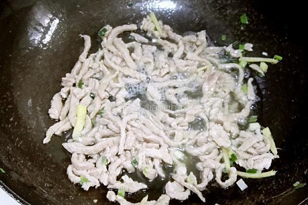 鸡腿菇炒肉丝的做法图解6