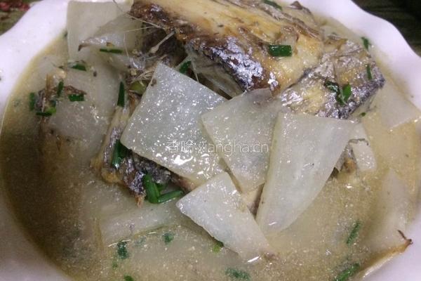 带鱼白萝卜的做法图解6
